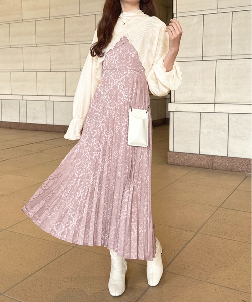 apres jour(アプレジュール)の「ジャガードリボンキャミワンピース【ZOZOTOWN限定アイテム】(ワンピース・レディース・ピンク/サックスブルー/ブラック/オフホワイト・X-LARGE/フリー)」の4枚目の写真