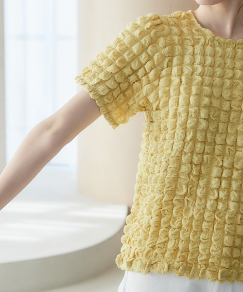 miclat（ミクラ）の「大きいサイズ　ポコポコカットソートップス　miclat（Tシャツ/カットソー・レディース・ラベンダー/ブラック/イエロー系・L/LL/3L/4L/5L）」の5枚目の写真