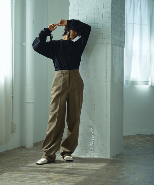 abor o-t-l(アボアオーティーエル)の「シャーリングロングスリーブT-シャツ(Tシャツ/カットソー・レディース・ブラック/ブラウン/オフホワイト・FREE)」の13枚目の写真