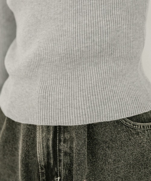OLIVE des OLIVE(オリーブデオリーブ)の「【WEB限定】袖口ボタンタートルニット 1032050140(ニット/セーター・レディース・トップグレー/サックスブルー/ブラック/オフホワイト・FREE)」の18枚目の写真