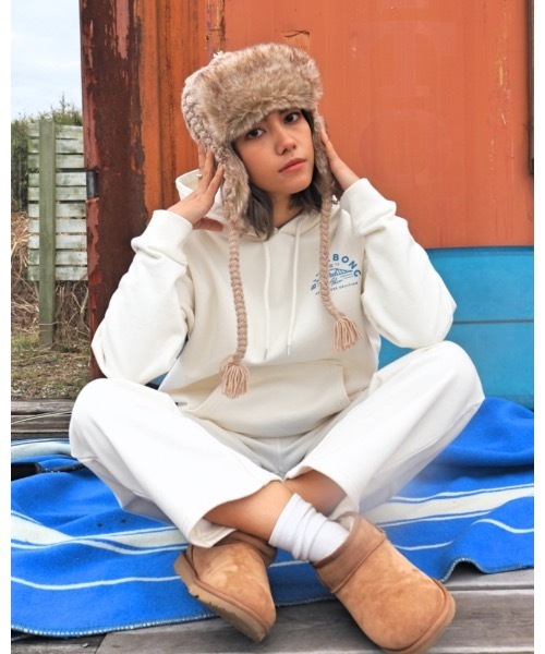 BILLABONG（ビラボン）の「BILLABONG レディース 【A/Div.】 ADIV TRAPPER FUR CAP キャップ 【2023年秋冬モデル】/ビラボンフェイクファー＆ニットアレンジトラッパーキャップ（キャップ・レディース・ベージュ/ブラウン/ブラック・FREE）」の4枚目の写真