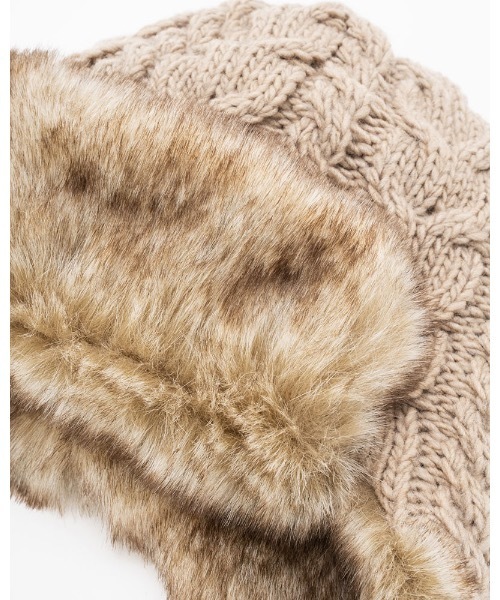 BILLABONG（ビラボン）の「BILLABONG レディース 【A/Div.】 ADIV TRAPPER FUR CAP キャップ 【2023年秋冬モデル】/ビラボンフェイクファー＆ニットアレンジトラッパーキャップ（キャップ・レディース・ベージュ/ブラウン/ブラック・FREE）」の16枚目の写真