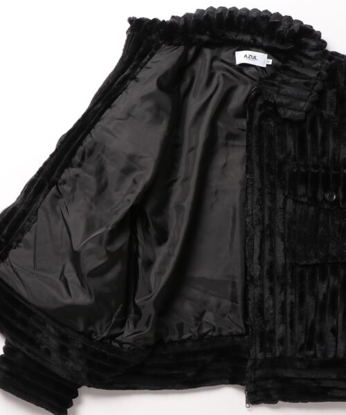 AZUL by moussy（アズールバイマウジー）の「B-HEATフェイクファーCPOブルゾン（ブルゾン・レディース・ライトベージュ/ブラック・SMALL/MEDIUM）」の4枚目の写真