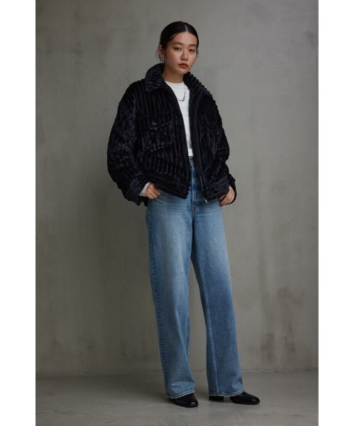 AZUL by moussy（アズールバイマウジー）の「B-HEATフェイクファーCPOブルゾン（ブルゾン・レディース・ライトベージュ/ブラック・SMALL/MEDIUM）」の7枚目の写真