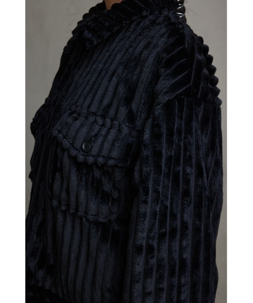 AZUL by moussy（アズールバイマウジー）の「B-HEATフェイクファーCPOブルゾン（ブルゾン・レディース・ライトベージュ/ブラック・SMALL/MEDIUM）」の12枚目の写真