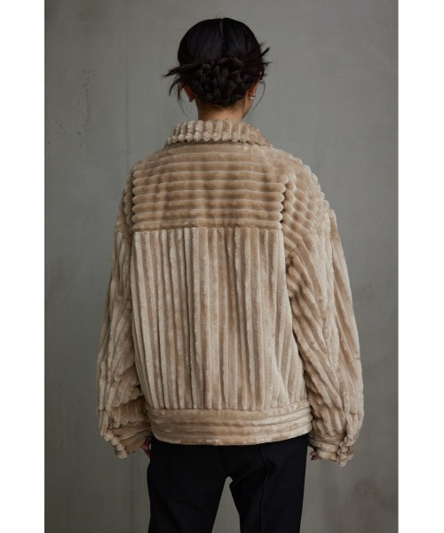 AZUL by moussy（アズールバイマウジー）の「B-HEATフェイクファーCPOブルゾン（ブルゾン・レディース・ライトベージュ/ブラック・SMALL/MEDIUM）」の20枚目の写真