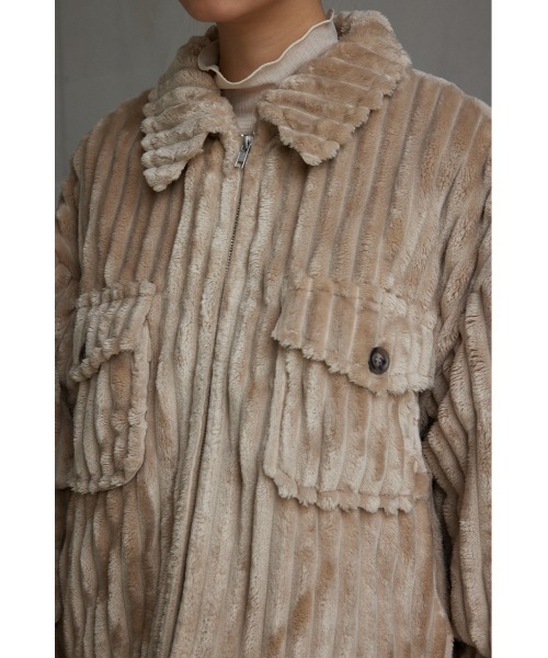 AZUL by moussy（アズールバイマウジー）の「B-HEATフェイクファーCPOブルゾン（ブルゾン・レディース・ライトベージュ/ブラック・SMALL/MEDIUM）」の21枚目の写真