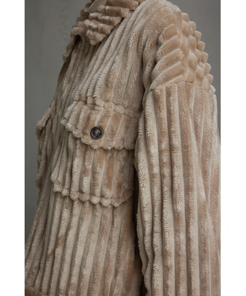 AZUL by moussy（アズールバイマウジー）の「B-HEATフェイクファーCPOブルゾン（ブルゾン・レディース・ライトベージュ/ブラック・SMALL/MEDIUM）」の22枚目の写真