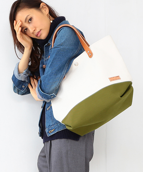 B:MING by BEAMS(ビーミングバイビームス)の「<VERY11月号掲載>buddy×B:MING / 別注Collar レザートート 15FW(トートバッグ・レディース・ブラック/オリーブ・ONE SIZE)」の1枚目の写真