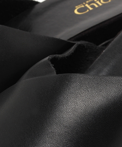 Chico（チコ）の「クロス厚底サンダル（サンダル・レディース・ホワイト/ブラック/シルバー・SMALL/MEDIUM/LARGE）」の8枚目の写真