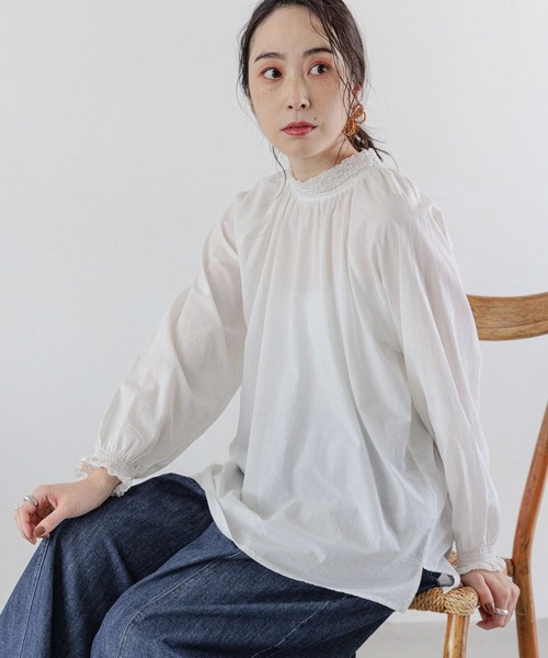 studio CLIP（スタディオクリップ）の「レースシャーリングブラウス（シャツ/ブラウス・レディース・その他1/オフホワイト/その他2/スモーク/その他3/ネイビー・LARGE/MEDIUM）」の18枚目の写真