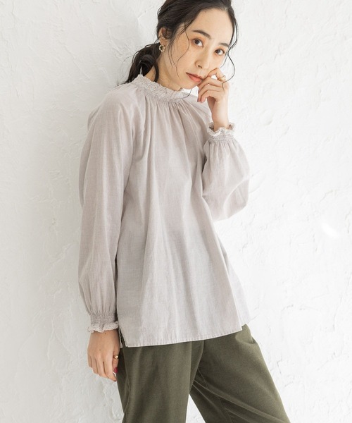 studio CLIP（スタディオクリップ）の「レースシャーリングブラウス（シャツ/ブラウス・レディース・その他1/オフホワイト/その他2/スモーク/その他3/ネイビー・LARGE/MEDIUM）」の21枚目の写真