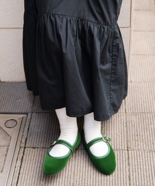 ROVERETO（ロベレート）の「∴【 ROVERETO / ロベレート 】 ベロア メリージェーン パンプス MARYJANE HDCKEX230505（パンプス・レディース・ベージュ/ブラック/ピンク/グリーン/ネイビー・M/S/L）」の13枚目の写真