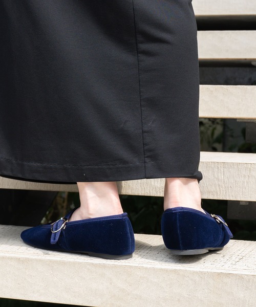 ROVERETO（ロベレート）の「∴【 ROVERETO / ロベレート 】 ベロア メリージェーン パンプス MARYJANE HDCKEX230505（パンプス・レディース・ベージュ/ブラック/ピンク/グリーン/ネイビー・M/S/L）」の19枚目の写真