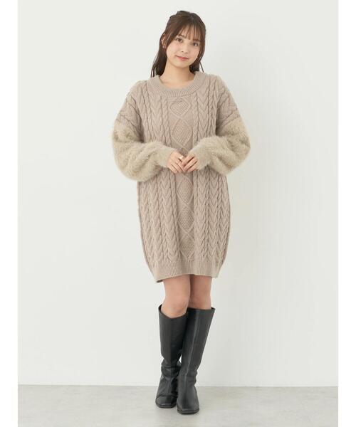 earth music&ecology(アースミュージックアンドエコロジー)の「袖ファーケーブルミニワンピース(ワンピース・レディース・グレイッシュベージュ/アイボリー/ブラック・FREE)」の22枚目の写真