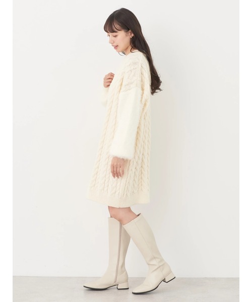 earth music&ecology(アースミュージックアンドエコロジー)の「袖ファーケーブルミニワンピース(ワンピース・レディース・グレイッシュベージュ/アイボリー/ブラック・FREE)」の13枚目の写真