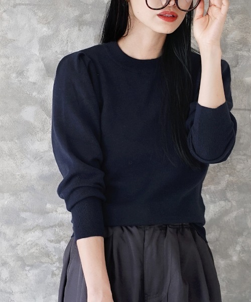 apartment department（アパートメントデパートメント）の「ショルダータック ニットプルオーバー（ニット/セーター・レディース・ブラック/レッド/ネイビー/杢グレー/オフホワイト・M）」の4枚目の写真