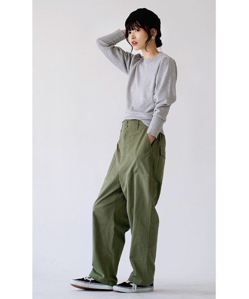 apartment department（アパートメントデパートメント）の「ショルダータック ニットプルオーバー（ニット/セーター・レディース・ブラック/レッド/ネイビー/杢グレー/オフホワイト・M）」の9枚目の写真