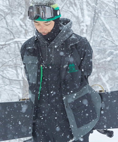 INHABITANT（インハビタント）の「inhabitant（インハビタント）ロゴフーディ VILLAGERS LOGO HOODIE（パーカー・メンズ・ホワイト/グリーン/ブラック・M/L）」の17枚目の写真