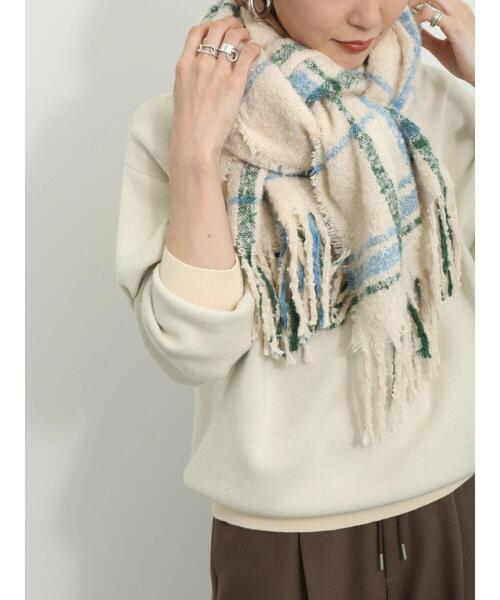 Samansa Mos2 blue(サマンサモスモスブルー)の「ブークレチェックマフラー(ストール/ショール・レディース・キナリ/モカ/ブルー・F)」の8枚目の写真