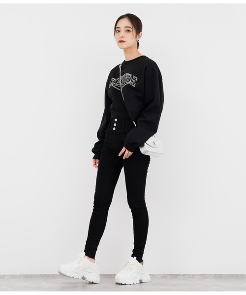ANAP(アナップ)の「刺繍クロップド裏起毛スウェットトレーナー(スウェット・レディース・オフホワイト/モスグリーン/ブラック・FREE)」の4枚目の写真