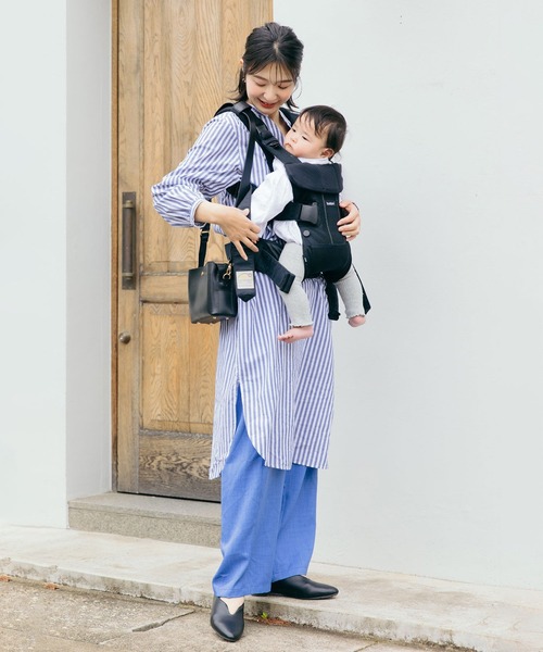フェリシモMama(フェリシモママ)の「ninaru×フェリシモMama スニーカー級のはきごこち アーモンドトウフラットシューズ(パンプス・レディース・ブラック/シルバー・6/5/4/3/2/1)」の3枚目の写真
