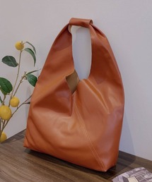 Lilamusant（リラミュゾン）の「【Un】【it】【Lilamusant(リラミュゾン)】2WAYトライアングルトートバッグ（トートバッグ）」