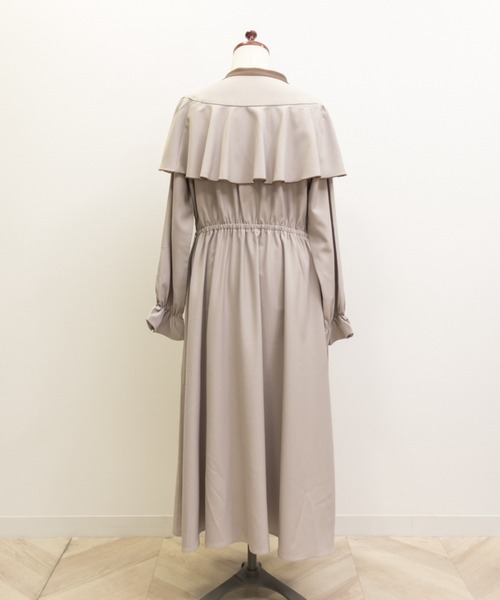 CLETTE(クレット)の「配色フリルワンピース(ワンピース・レディース・グレー/ベージュ・LL/3L/4L)」の15枚目の写真