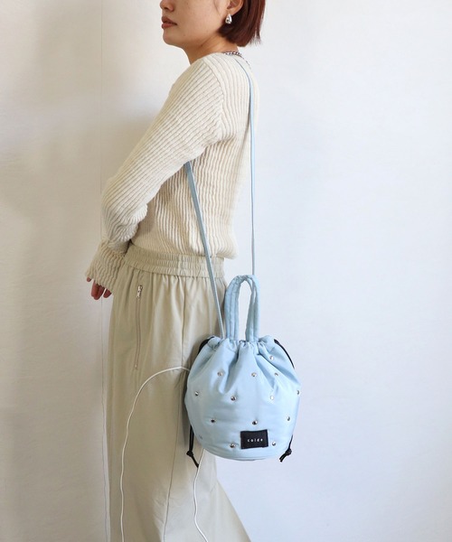 COLDE （コルデ）の「スタッズ付き2way巾着ショルダーバッグ（ショルダーバッグ・レディース・ブラック/イエロー/アイボリー/サックスブルー・FREE）」の18枚目の写真