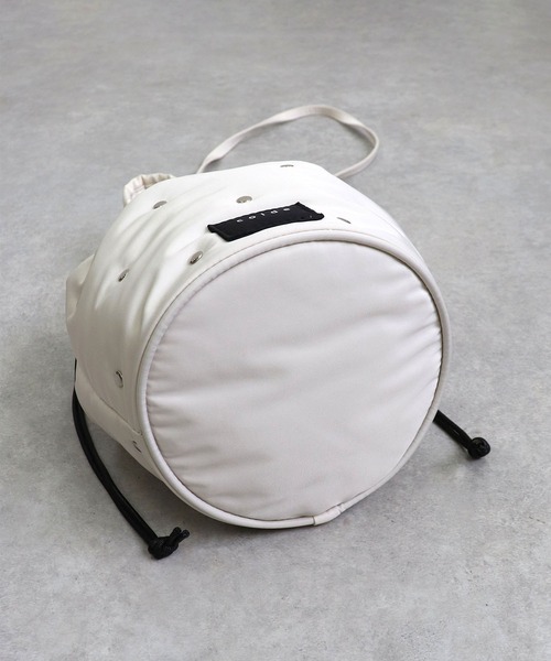 COLDE （コルデ）の「スタッズ付き2way巾着ショルダーバッグ（ショルダーバッグ・レディース・ブラック/イエロー/アイボリー/サックスブルー・FREE）」の22枚目の写真