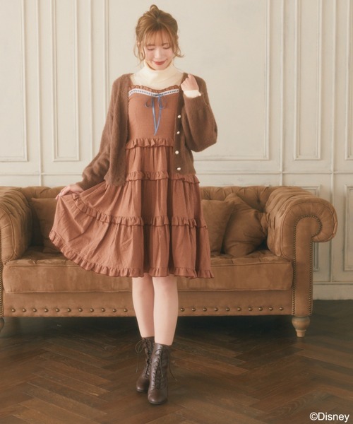 Disney(ディズニー)の「トゥルーズ/フリルティアードワンピース(ワンピース・レディース・ブラウン系その他4・FREE)」の2枚目の写真