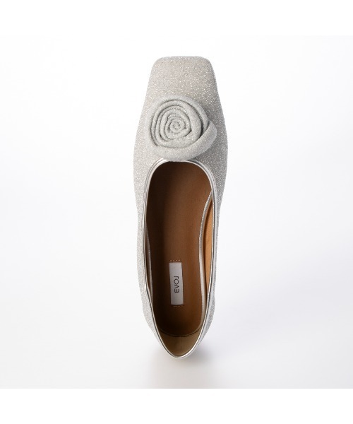 EVOL（イーボル）の「【EVOL】スクエアローズフラットパンプス IW5376（パンプス・レディース・ブラック/シルバー/ゴールド・22.0cm/22.5cm/23.0cm/23.5cm/24.0cm/24.5cm/25.0cm）」の9枚目の写真