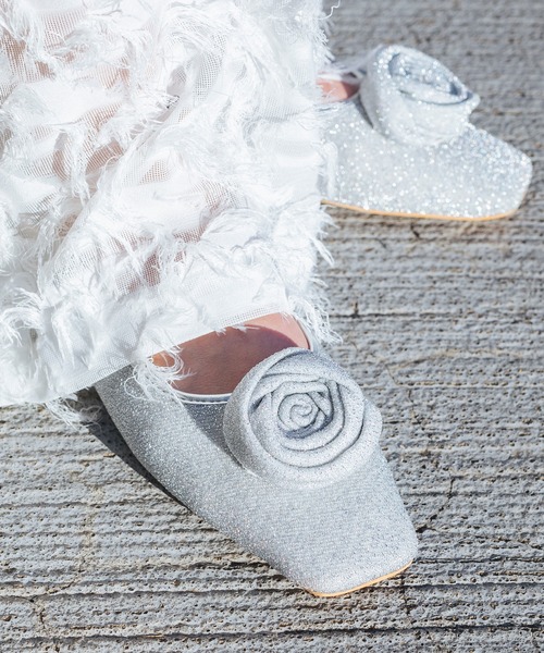 EVOL（イーボル）の「【EVOL】スクエアローズフラットパンプス IW5376（パンプス・レディース・ブラック/シルバー/ゴールド・22.0cm/22.5cm/23.0cm/23.5cm/24.0cm/24.5cm/25.0cm）」の10枚目の写真