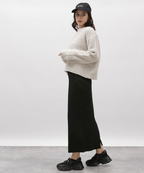 LAKOLE(ラコレ)の「5ゲージモップヤーンニットプルオーバー / 100755(ニット/セーター・レディース・ラベンダー/セージグリーン/ライトグレー・MEDIUM/SMALL)」の5枚目の写真