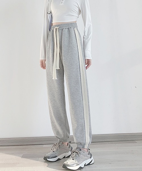 Miniministore(ミニミニストア)の「ジョガーパンツ スウェットパンツ 春夏秋(カーゴパンツ・レディース・ホワイト/ブラック/グレー・FREE)」の13枚目の写真