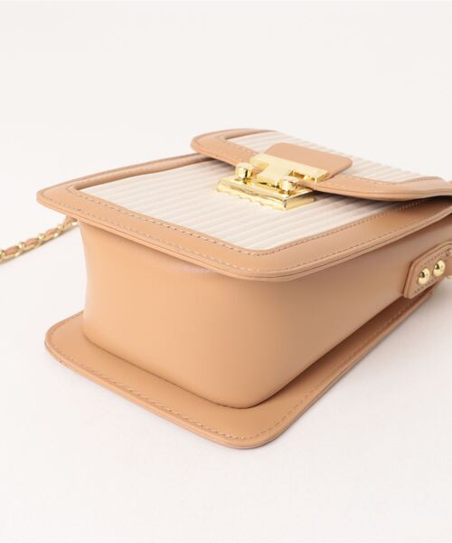 clear（クリア）の「配色ミニショルダーバッグ（ショルダーバッグ・レディース・ブラック/ベージュ/ブラウン・F）」の4枚目の写真