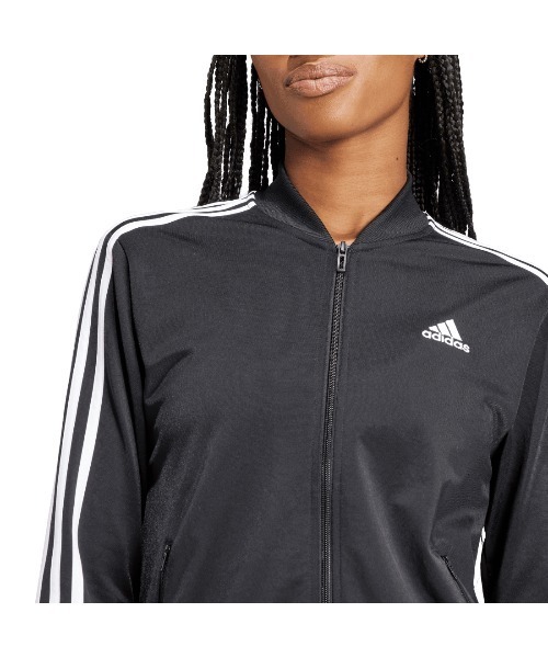 adidas（アディダス）の「アディダス adidas エッセンシャルズ スリーストライプス トラックスーツ（セットアップ・レディース・ブラック・S/M/L/XL）」の5枚目の写真