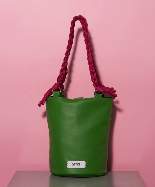GRAIN(グレイン)の「【GRAIN/グレイン】三つ編みバケツトートバッグ(トートバッグ・レディース・グリーン/シルバー/ブラック・FREE)」の2枚目の写真