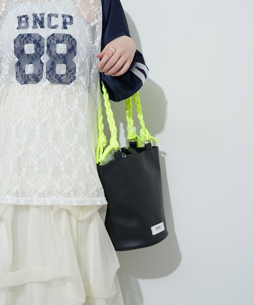 GRAIN(グレイン)の「【GRAIN/グレイン】三つ編みバケツトートバッグ(トートバッグ・レディース・グリーン/シルバー/ブラック・FREE)」の14枚目の写真