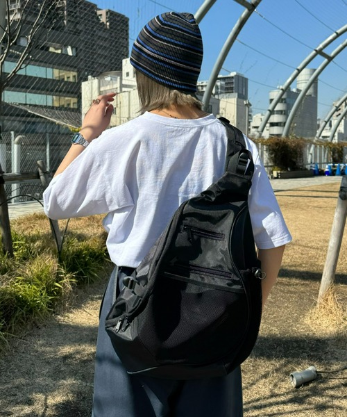 CIAOPANIC TYPY（チャオパニックティピー）の「【UNISEX】メッセンジャーバッグ / キーホルダー付き（ショルダーバッグ・メンズ・ブラック/カーキ/オレンジ・ONE SIZE）」の5枚目の写真