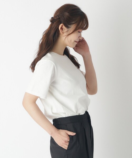 LAURA ASHLEY(ローラアシュレイ)の「【綿100%/ストレッチ】ベーシックTシャツ(Tシャツ/カットソー・レディース・ホワイト/ネイビー/ナチュラル・40/38)」の20枚目の写真