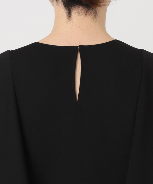 Noble（ノーブル）の「ラダーラインケープフレアブラウス