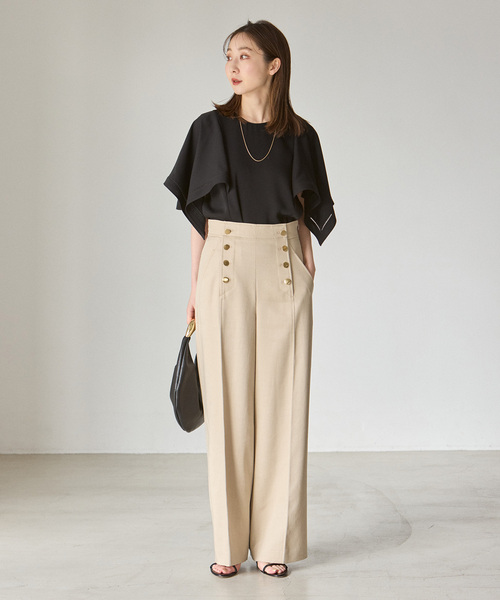 Noble（ノーブル）の「ラダーラインケープフレアブラウス