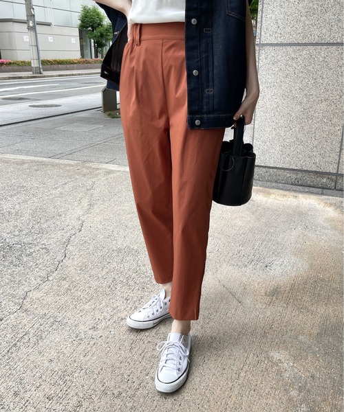 StyleSea(スタイルシー)の「【接触冷感・美脚・美シルエット】テーパードパンツ(その他パンツ・レディース・ベージュ/ブラック/モカ/テラコッタ・FREE)」の22枚目の写真