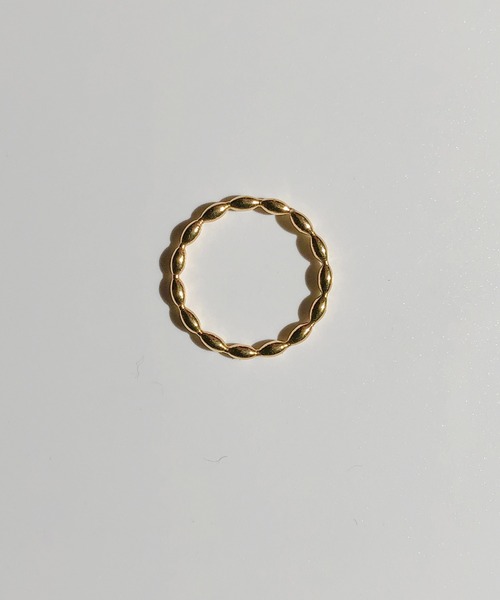 TUWAKRIM(トゥワクリム)の「【TUWAKRIM】マーキスリング(リング・レディース・ゴールド・MEDIUM/LARGE)」の2枚目の写真