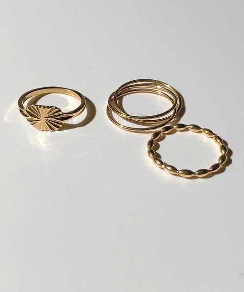 TUWAKRIM(トゥワクリム)の「【TUWAKRIM】マーキスリング(リング・レディース・ゴールド・MEDIUM/LARGE)」の6枚目の写真