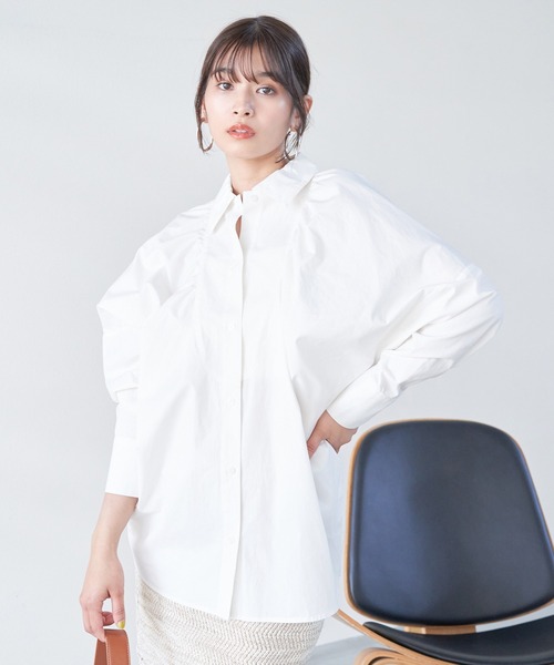 VIS（ビス）の「【洗える】モモンガビックシルエットシャツ（シャツ/ブラウス・レディース・クリーム/サックスブルー/ホワイト系その他・FREE）」の12枚目の写真