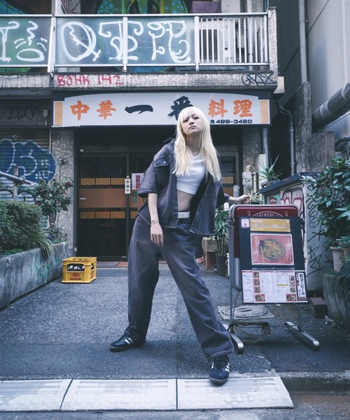 centimeter(センチメーター)の「CMT ruler washed denim shirt(シャツ/ブラウス・メンズ・ライトブルー/ブラウン/ブラック・LARGE/X-LARGE/MEDIUM)」の13枚目の写真