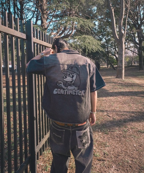 centimeter(センチメーター)の「CMT ruler washed denim shirt(シャツ/ブラウス・メンズ・ライトブルー/ブラウン/ブラック・LARGE/X-LARGE/MEDIUM)」の9枚目の写真