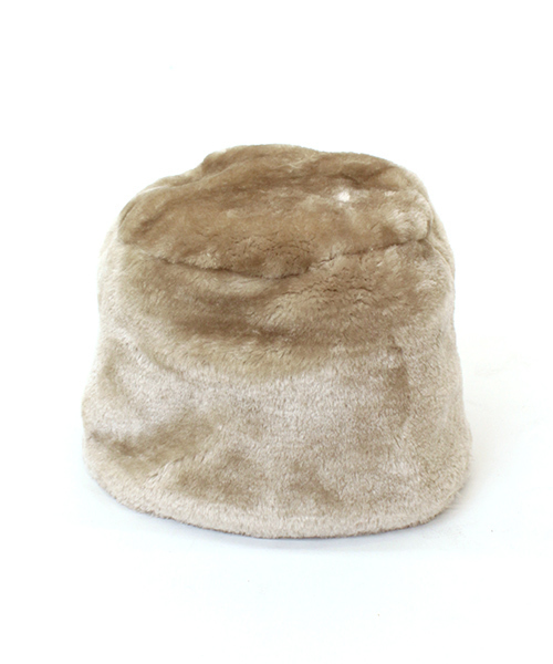 Omekashi(オメカシ)の「【Omekashi】ファーロシア帽(ニットキャップ/ビーニー・レディース・アイボリー/ブラック/モカ/ベージュ・FREE)」の3枚目の写真